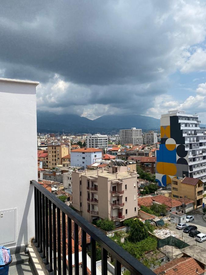 Eq Apartaments Tirana Bagian luar foto